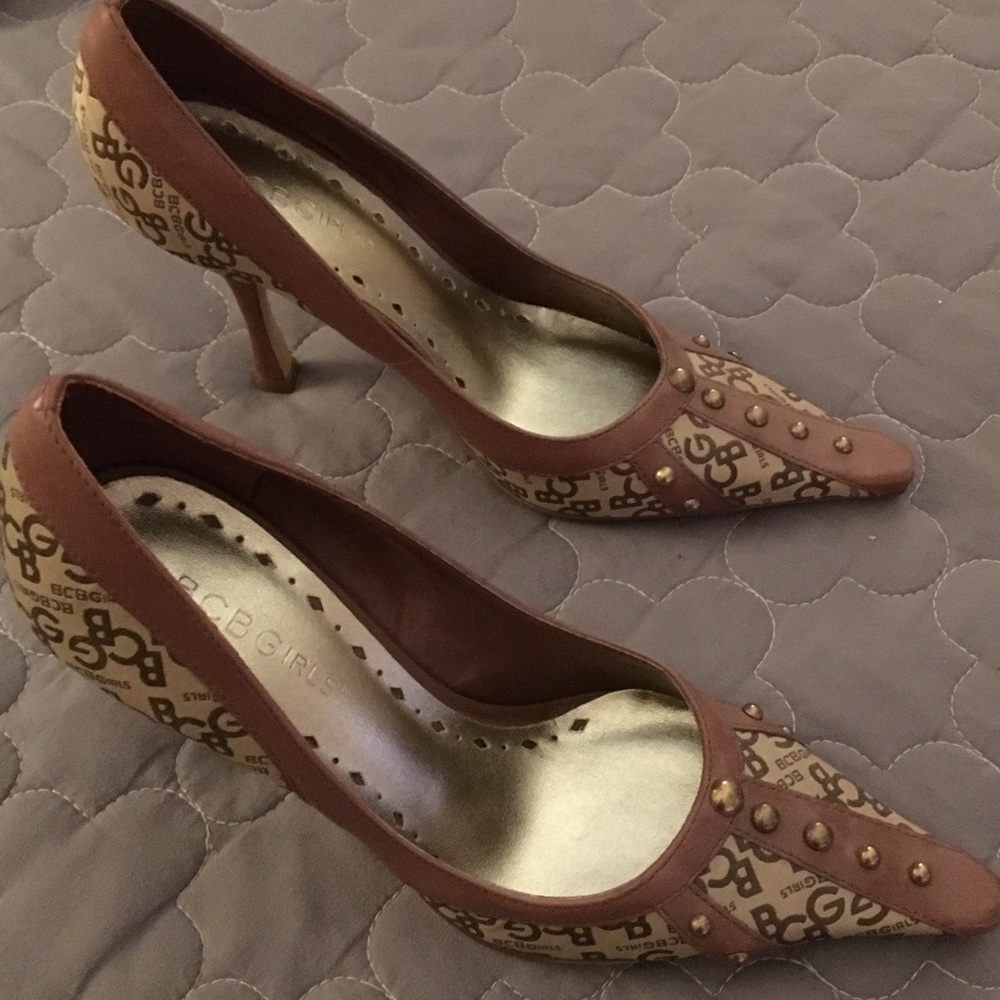 BCBG Shoe